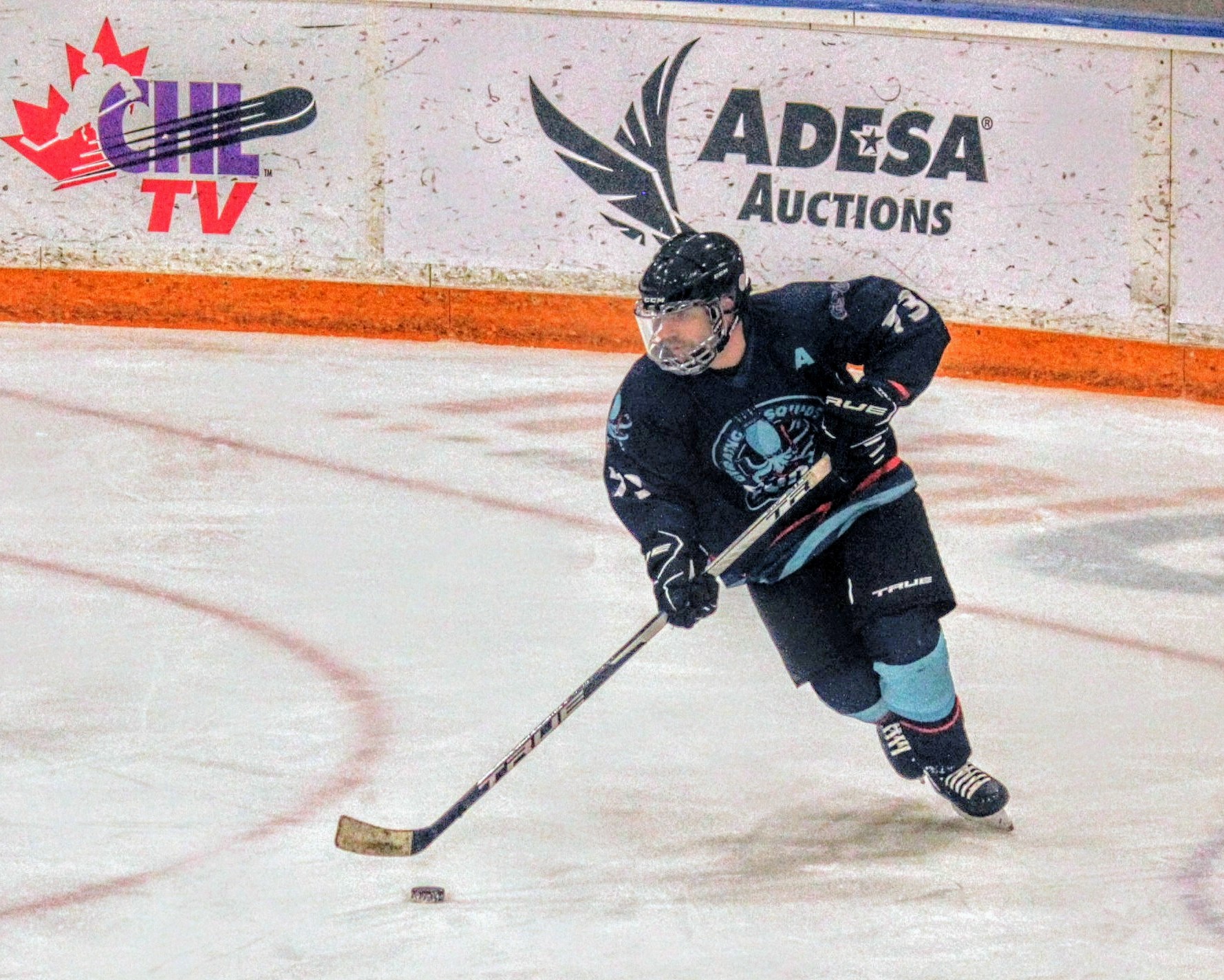 IMG_5649~4 Playing hockey